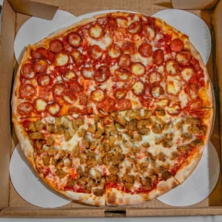 16 in Pizza